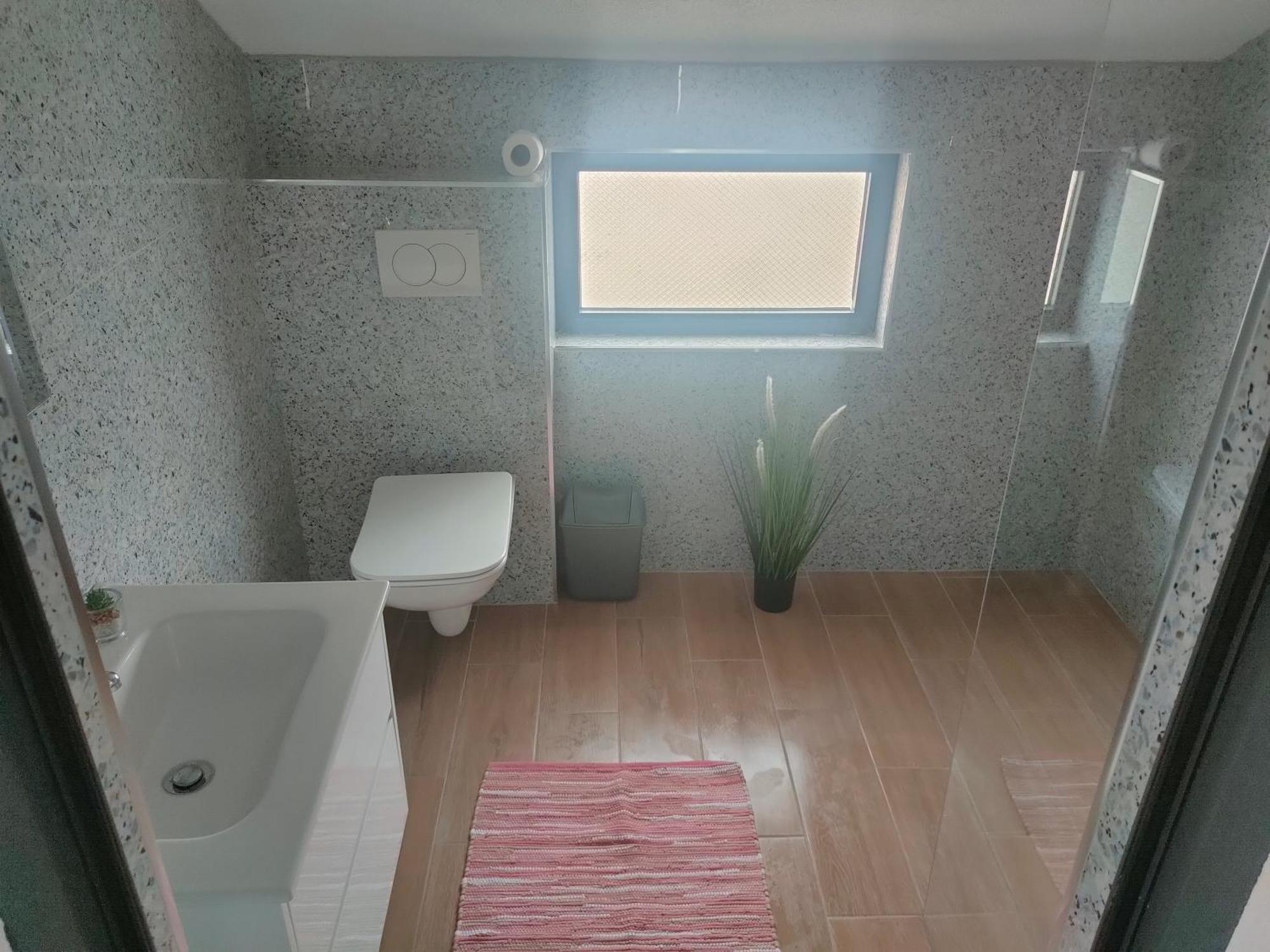Timi Apartment *